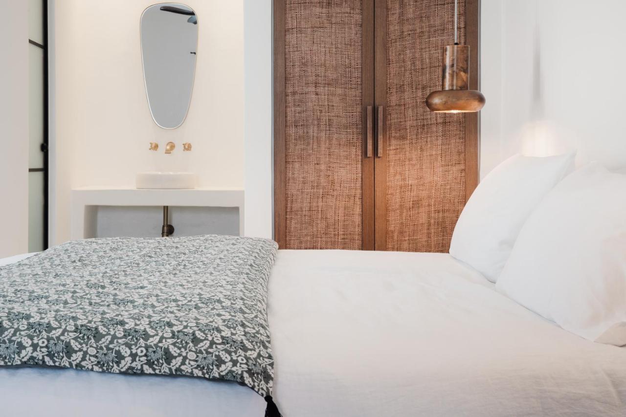 Koukoumi Vegan Boutique Hotel 아노 메라 외부 사진
