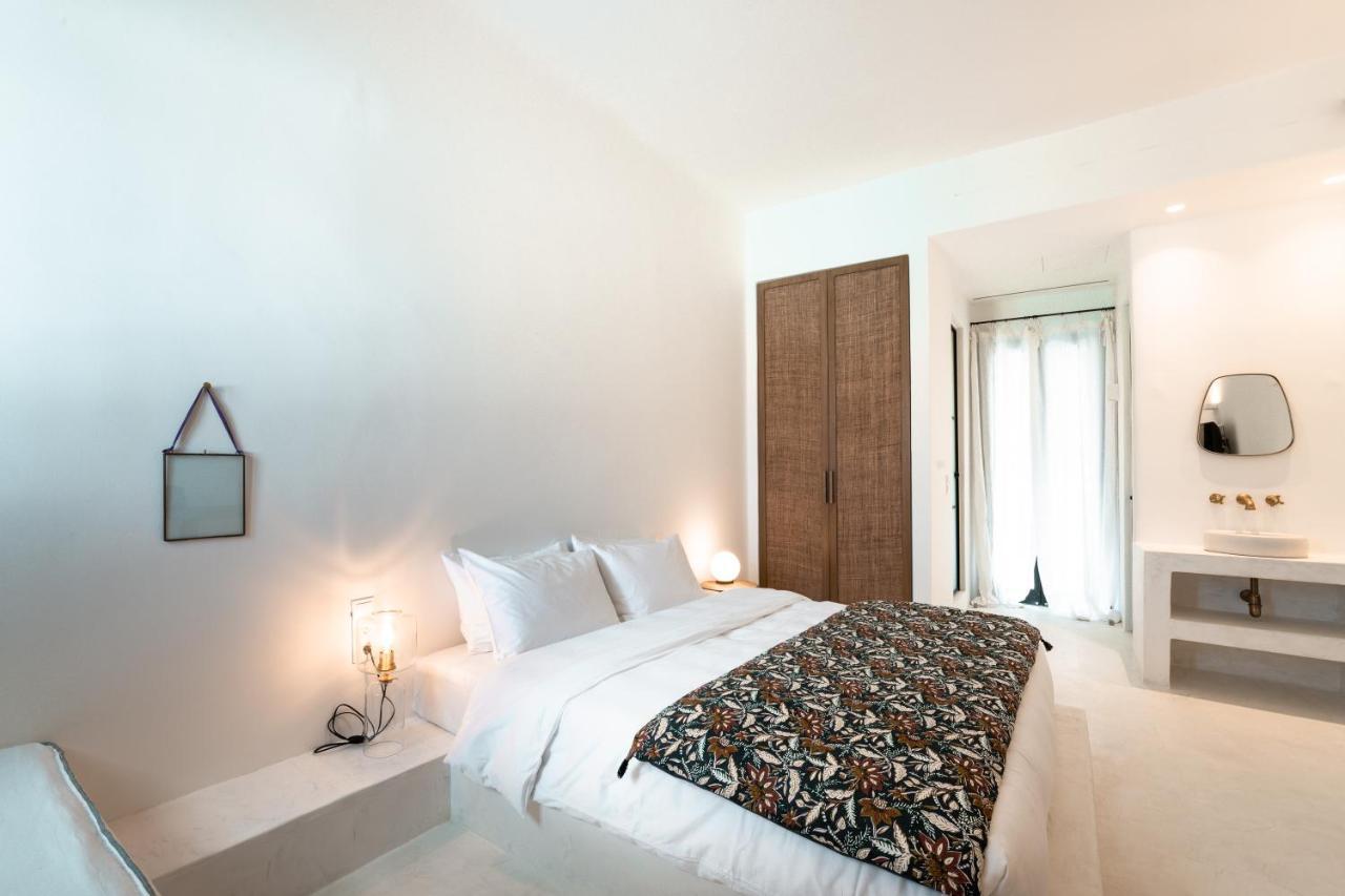 Koukoumi Vegan Boutique Hotel 아노 메라 외부 사진