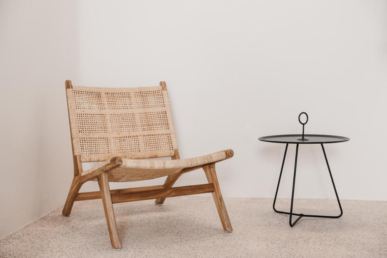 Koukoumi Vegan Boutique Hotel 아노 메라 외부 사진